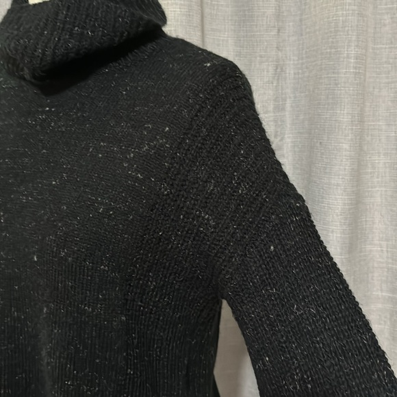 EUC Calvin Klein Sweater-Sz XS-Turtle Neck-Semi Cropped-Salt & Pepper-Wool Blend - Picture 4 of 16